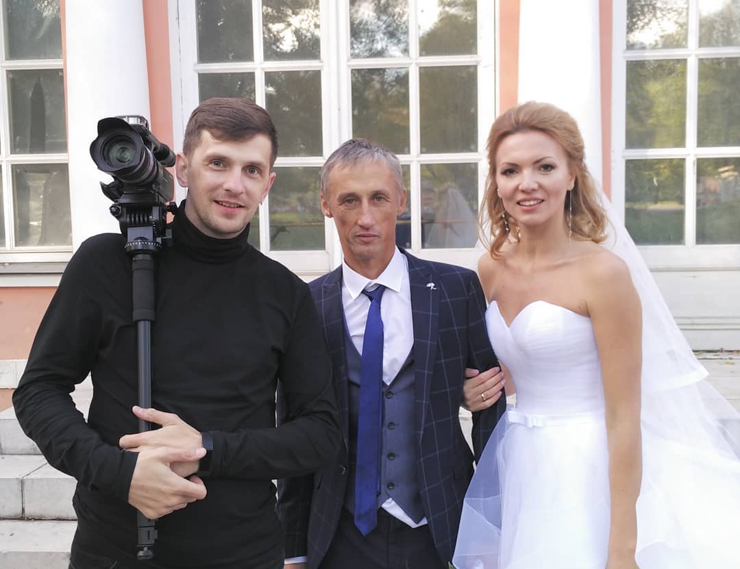 ЗА КАДРОМ