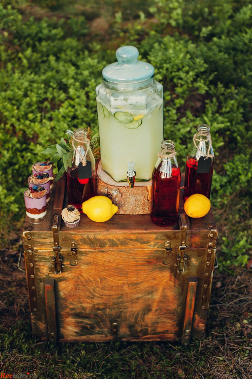 The Traveling Bar — кадр 5 из 32