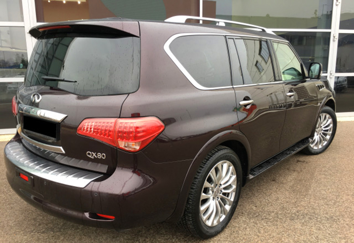 INFINITI QX80 Бордовый