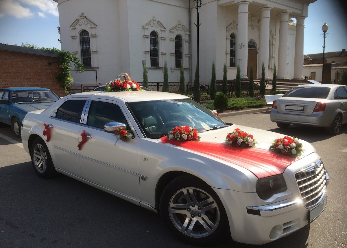 chrysler C300 перламутр