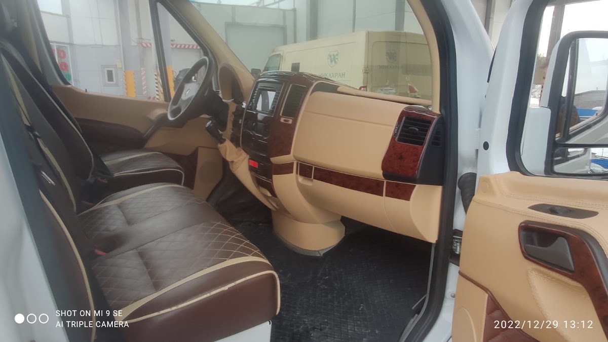 Mercedes-Benz Sprinter VIP/_20 мест