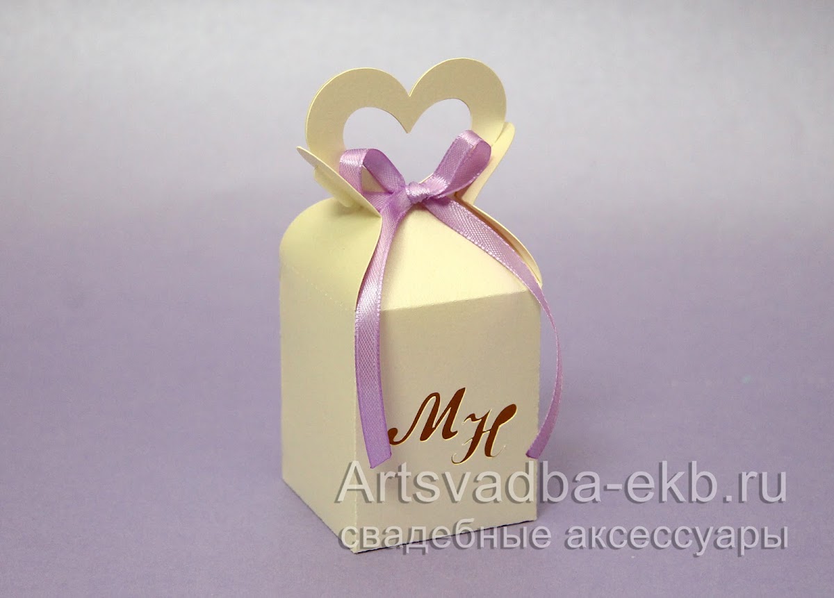 Бонбоньерки,шоколадки,подарки гостям.