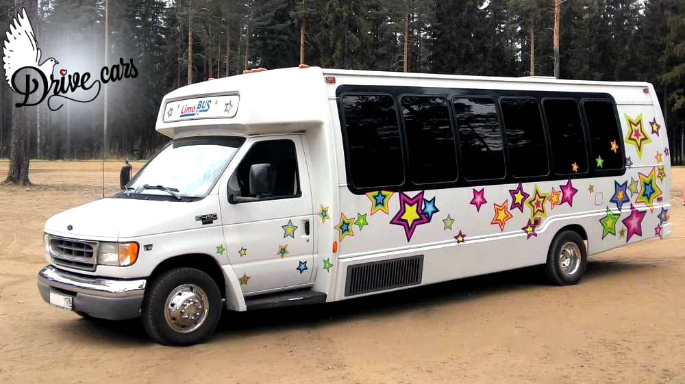 Party bus ford — кадр 2 из 7