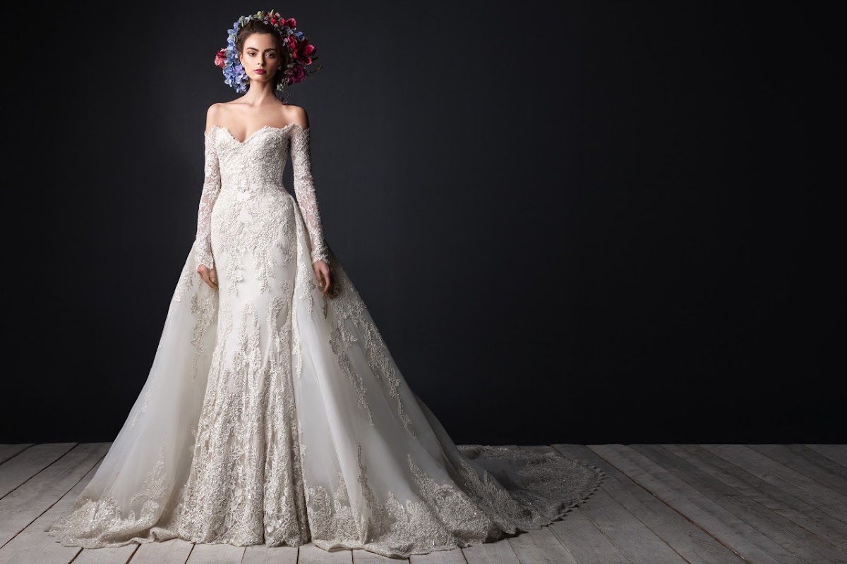 Art & Dress, ателье