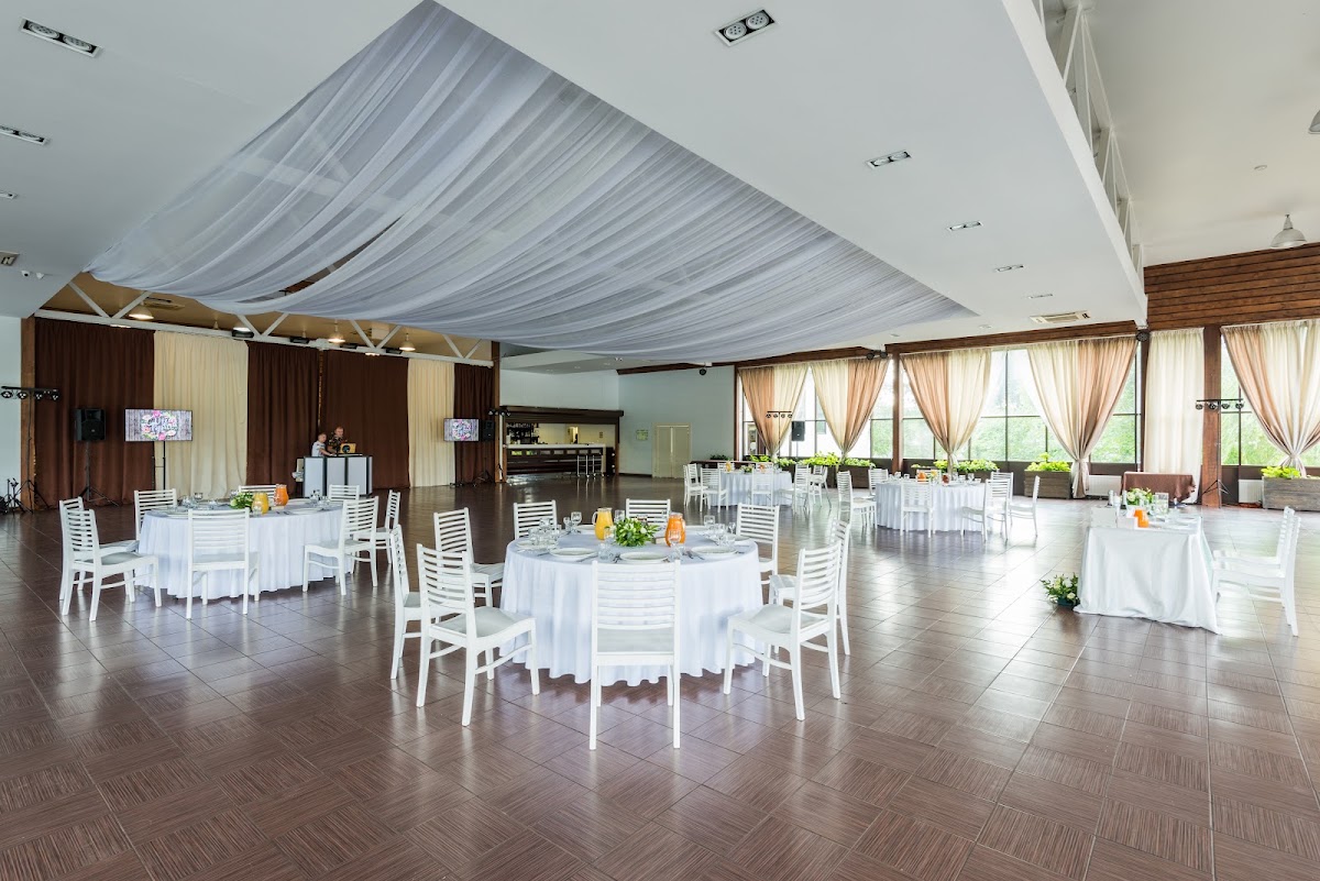 Банкетный зал Ostrov Hall — Свадьба