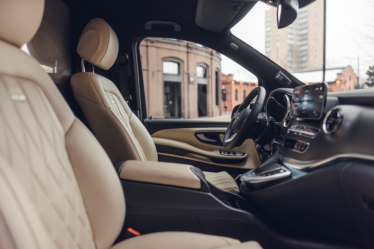Mercedes-Benz V300D