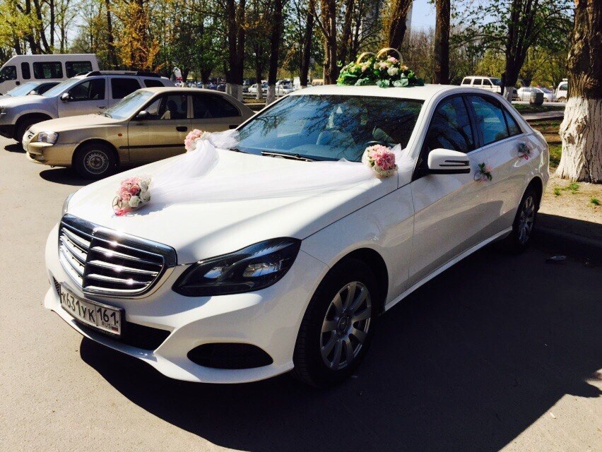 Mercedes E212