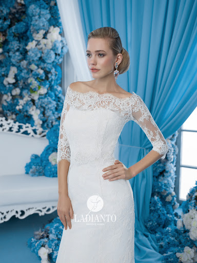 D-7024-A Laura — кадр 2 из 2
