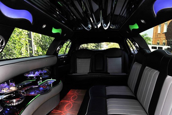 Lincoln Town car — кадр 4 из 5