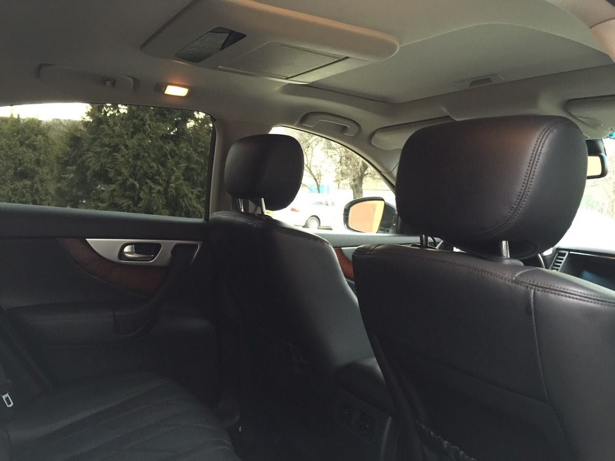 Инфинити QX70 FX37 S — кадр 4 из 4