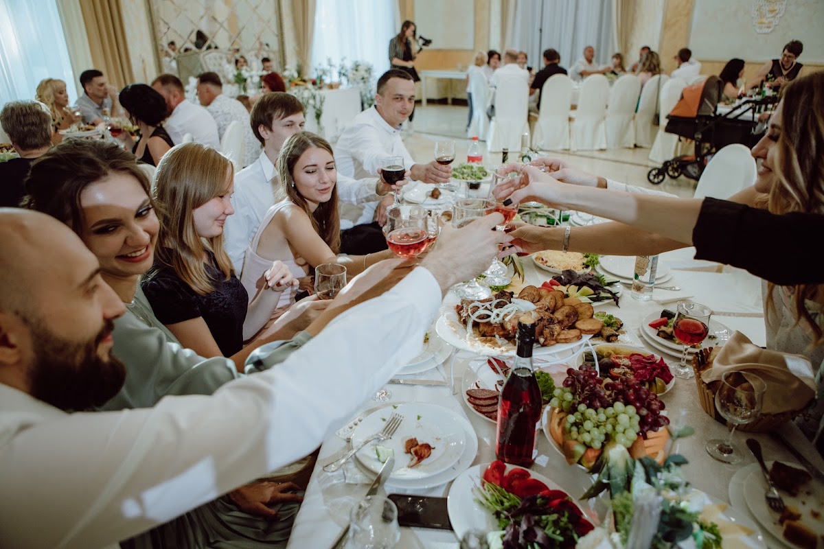 Виктор и Любовь