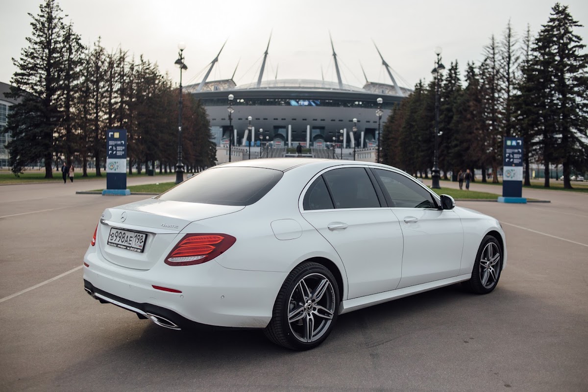 Mercedes-Benz W213 AMG style — кадр 3 из 6