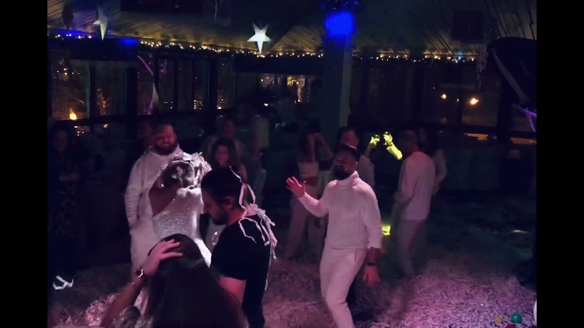 Видео