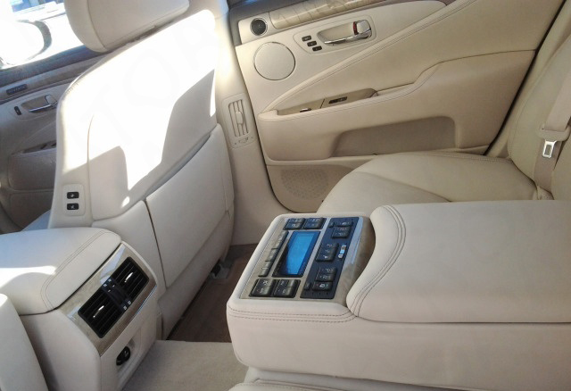 Lexus LS 460