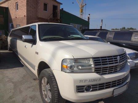 Lincoln Navigator — кадр 3 из 6