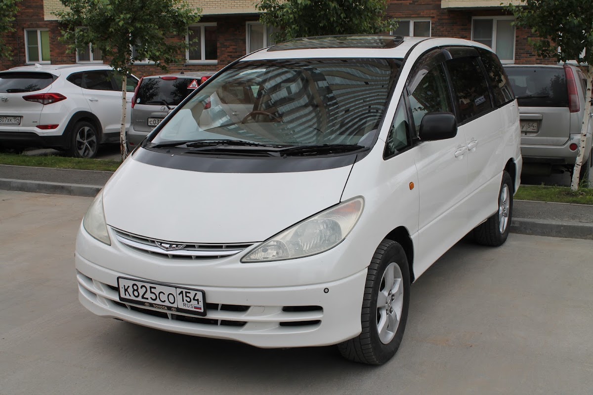 Toyota Estima