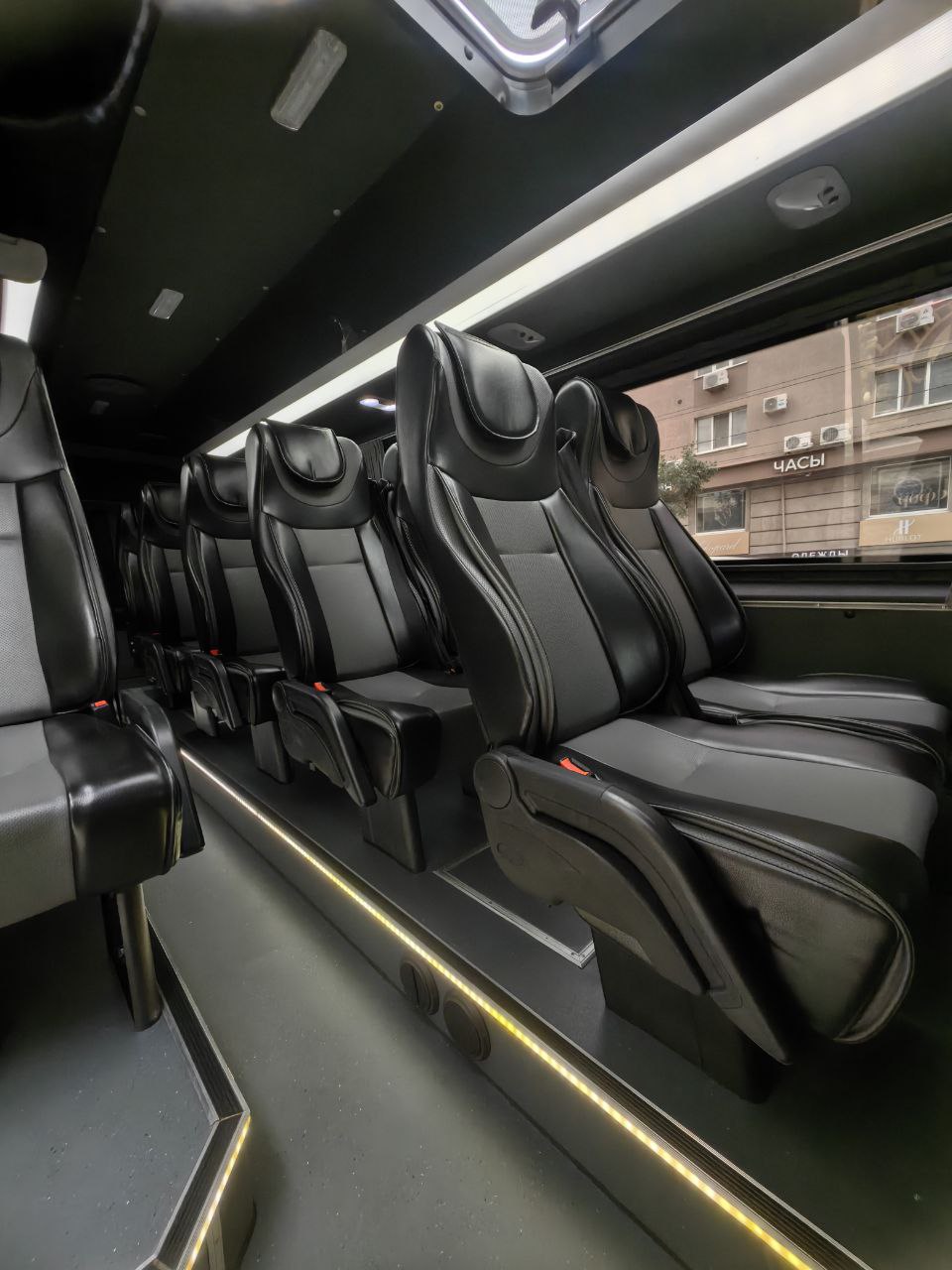 Volkswagen Crafter VIP — кадр 3 из 4