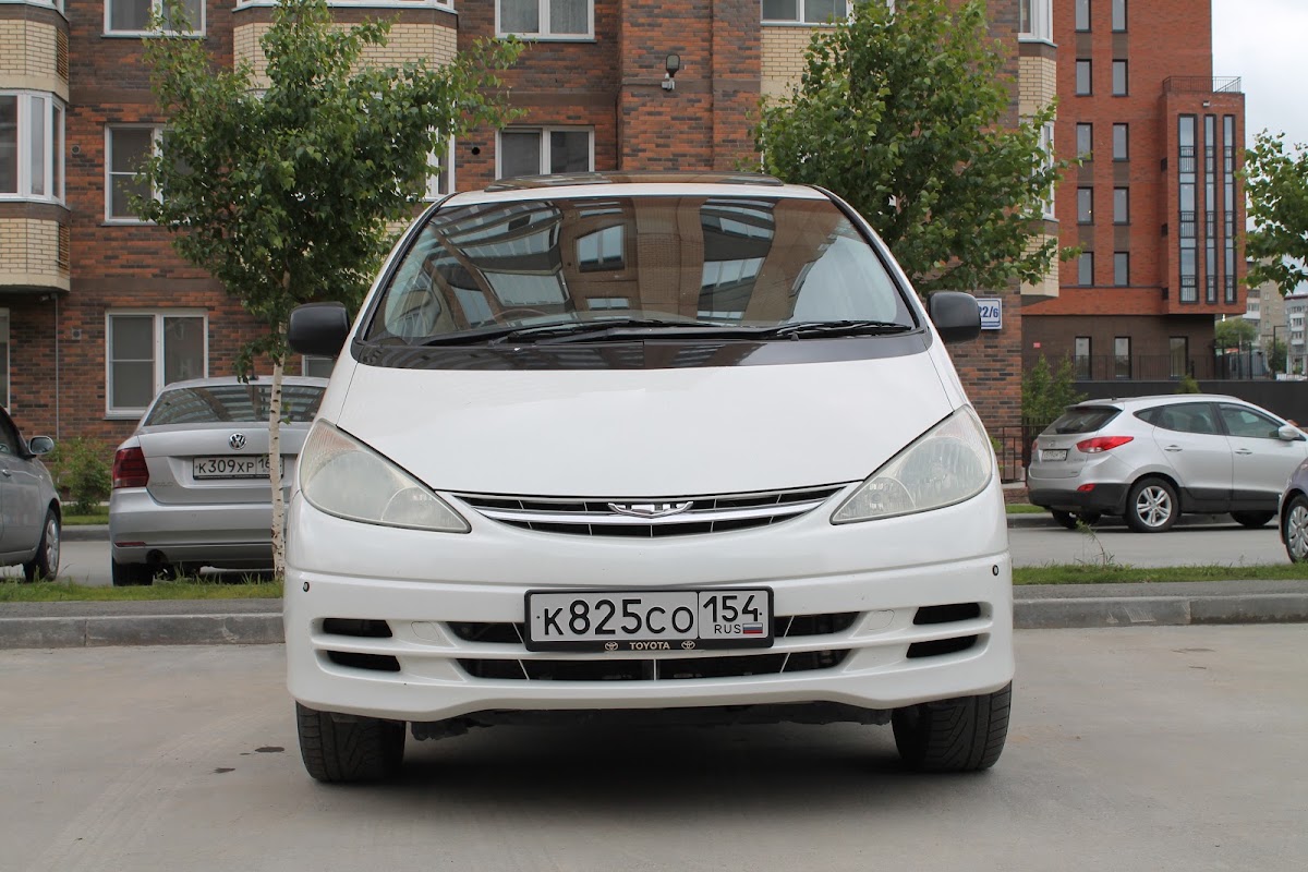 Toyota Estima