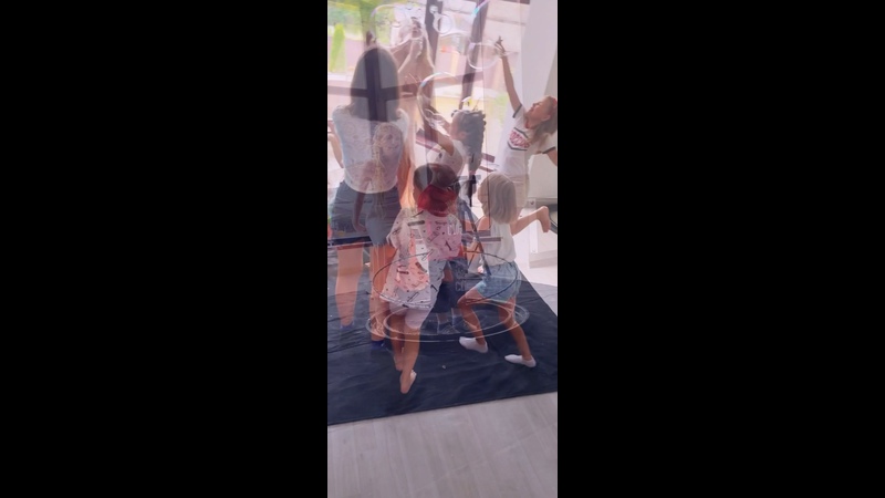 Видео