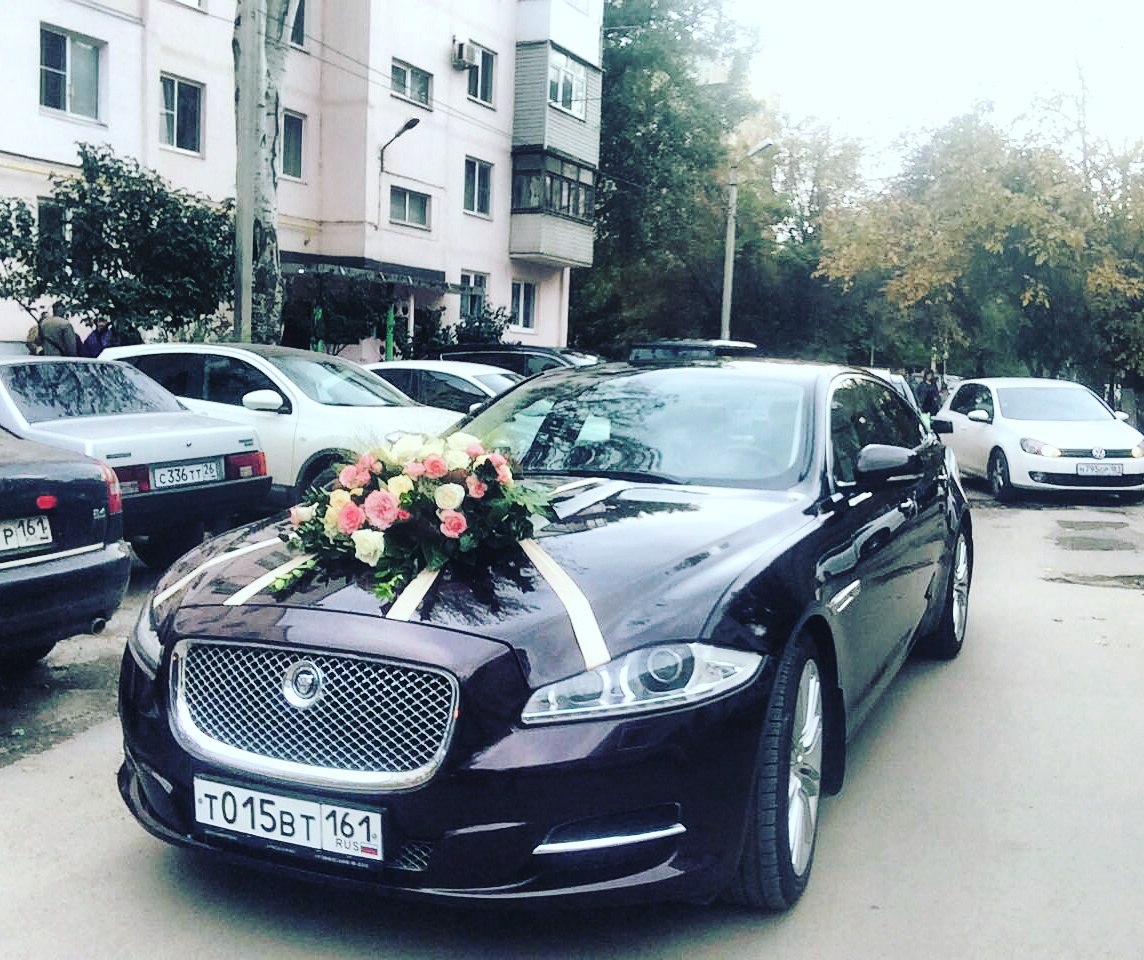 Jaguar XJ
