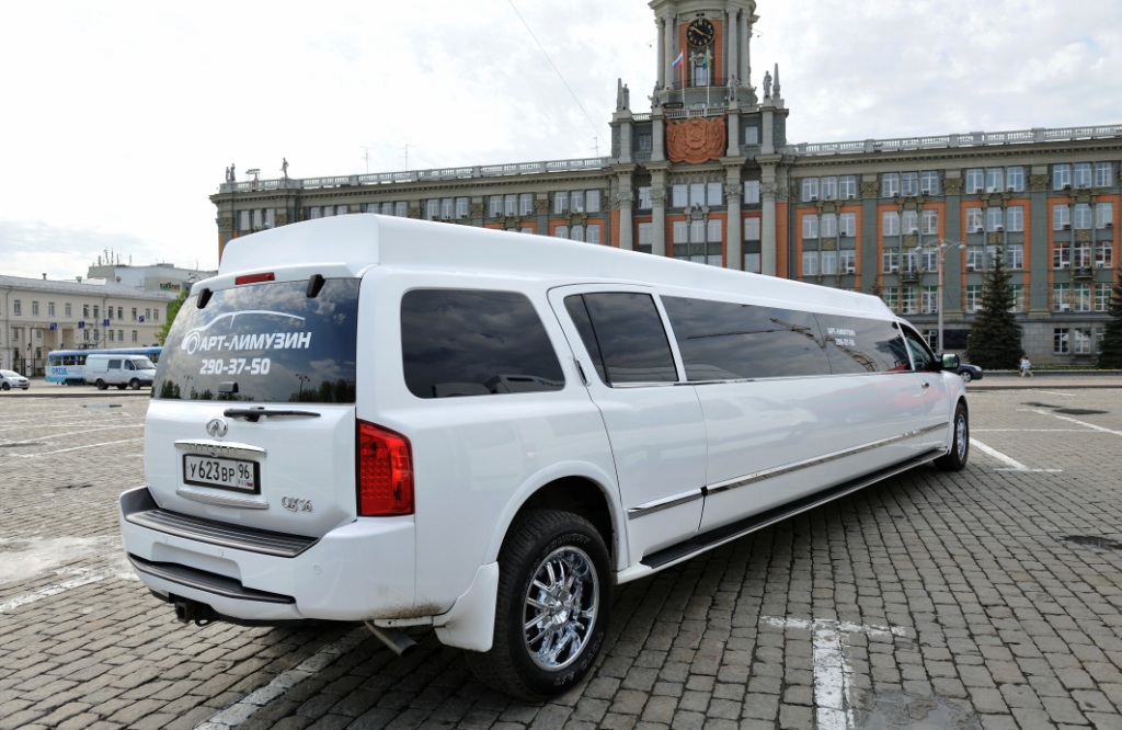 ИнфинитиQx-56 — кадр 2 из 6