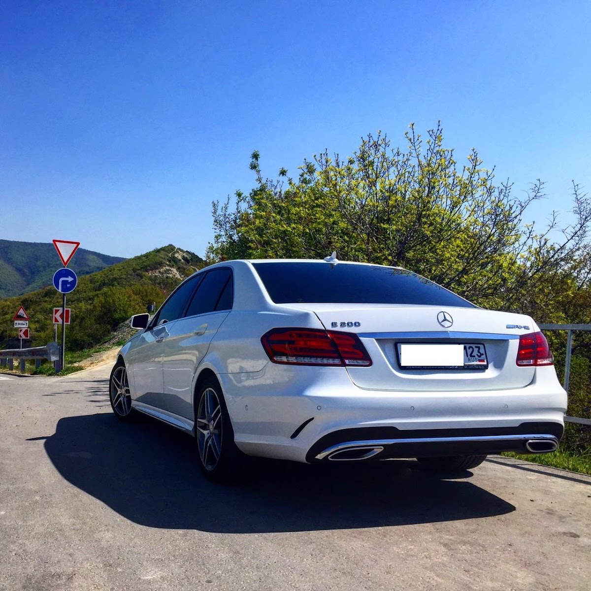 Mercedes W212 restail