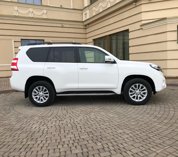 Toyota Land Cruiser Prado — кадр 2 из 10
