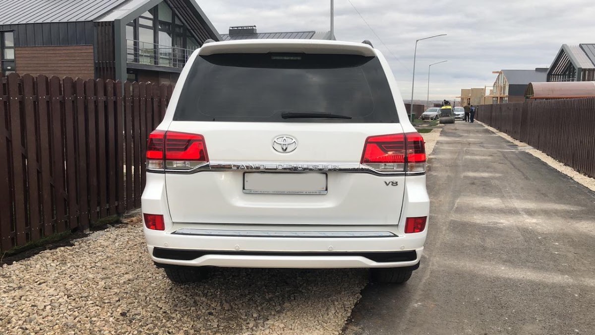 Toyota Land Cruiser 200 NEW — кадр 3 из 6