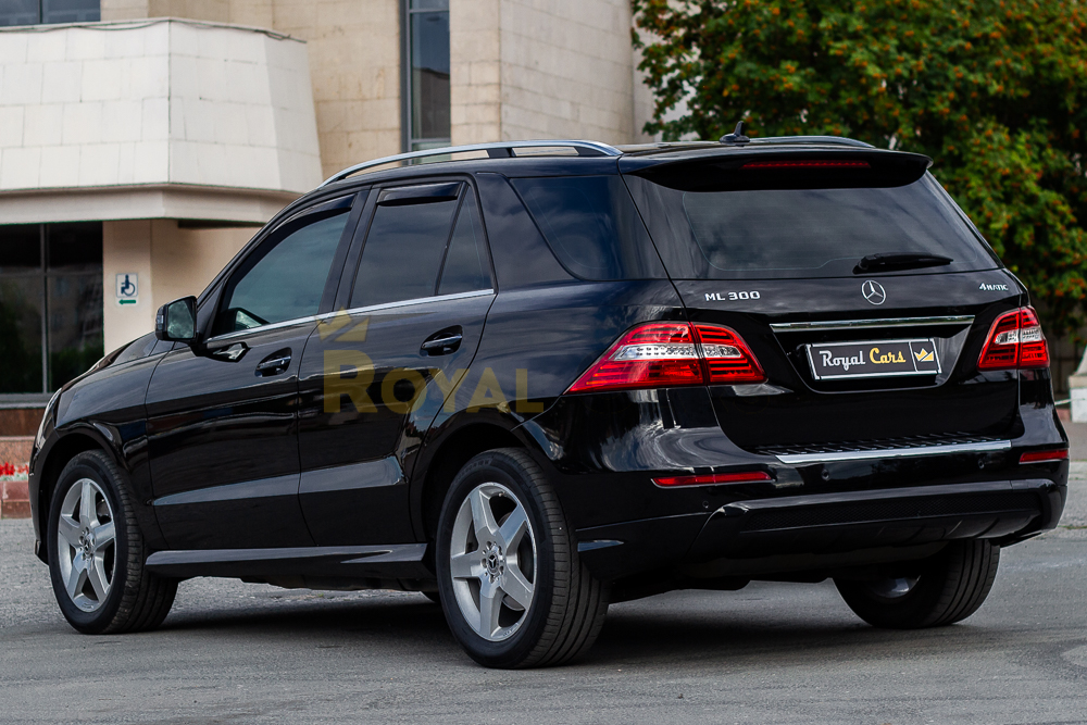 Mercedes-Benz ML-350 AMG Черный