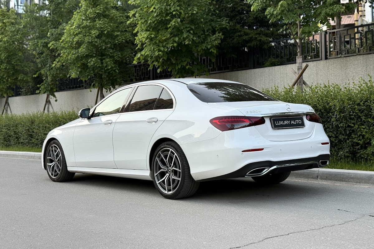 Mercedes Benz E class