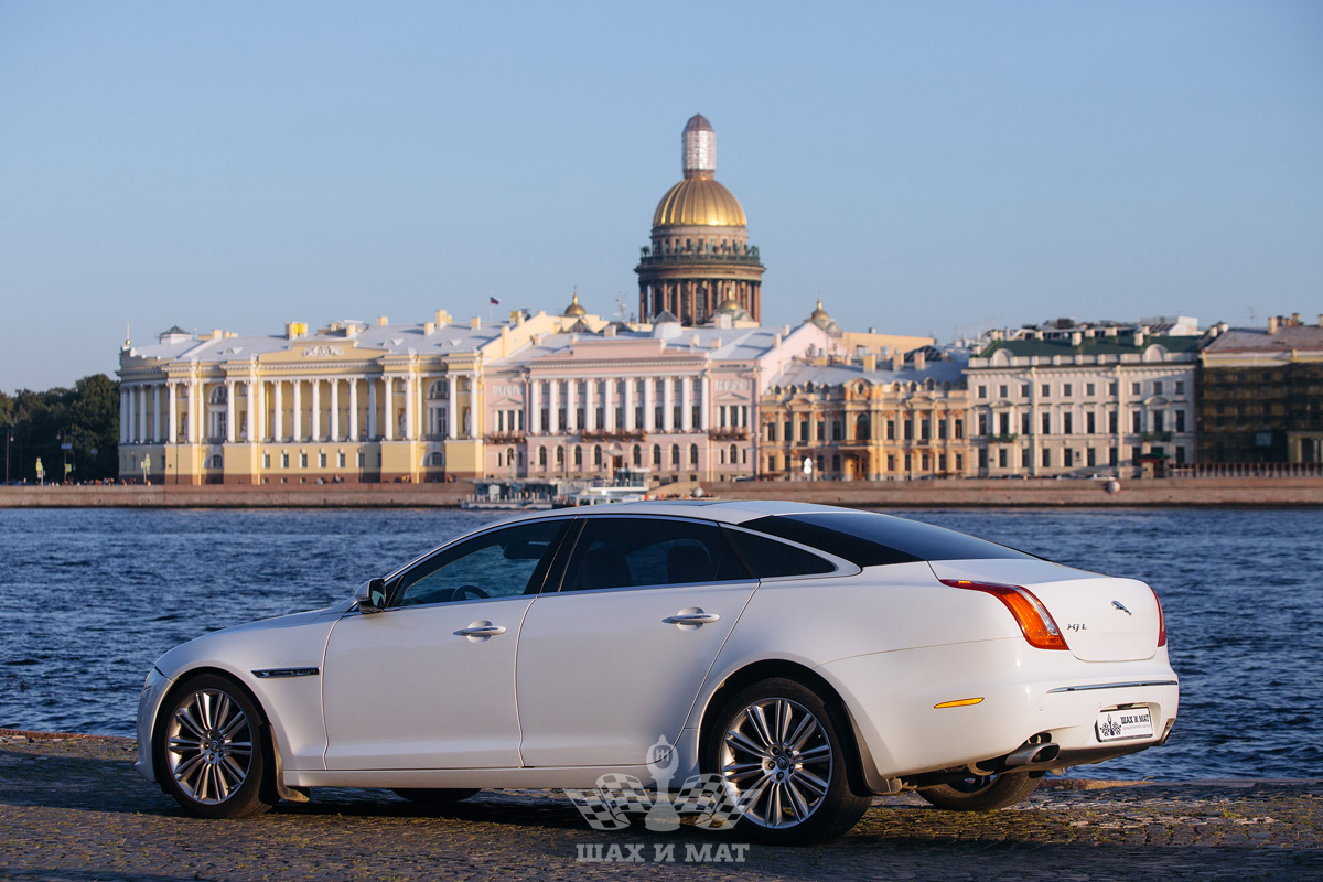 Jaguar XJ long