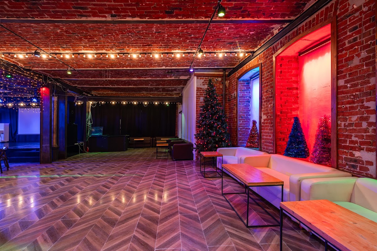 Зал Loft 300 — Новый год
