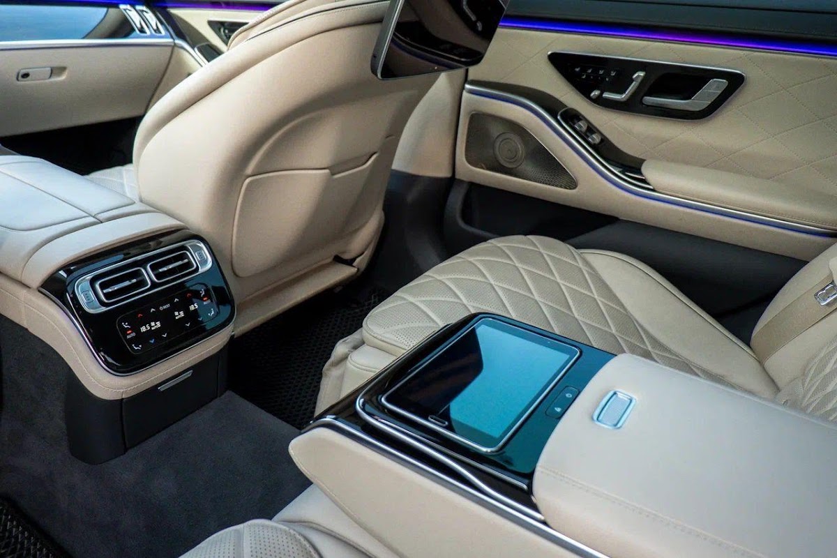 Mercedes-Benz S-class W223