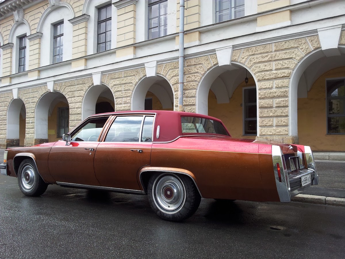 Cadillac De Ville — кадр 3 из 5
