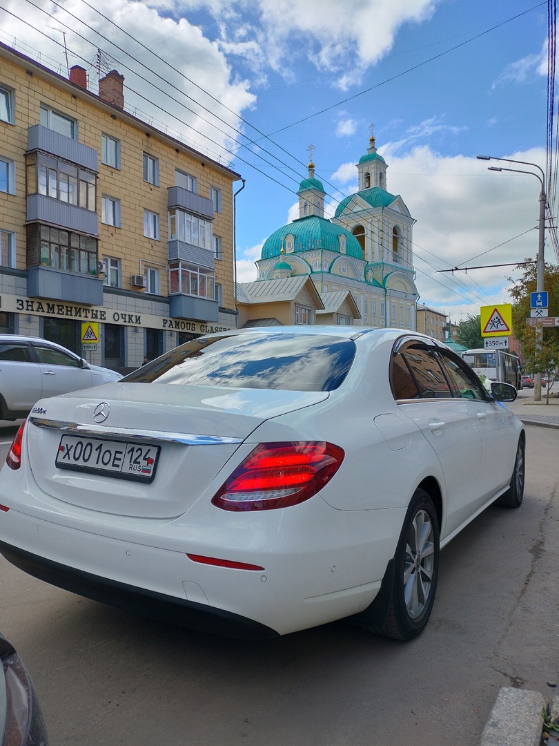 Mersedes E- class — кадр 2 из 7