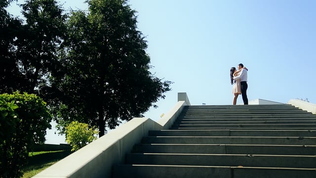 Видео