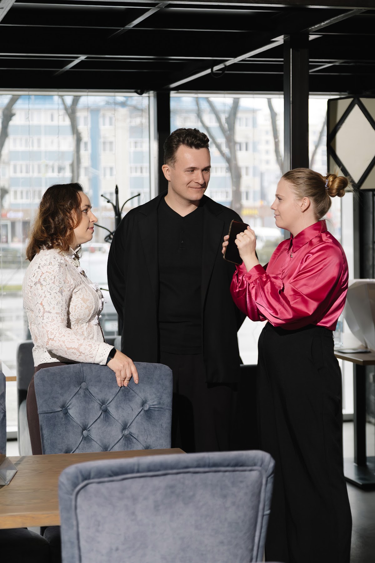 Event контакт