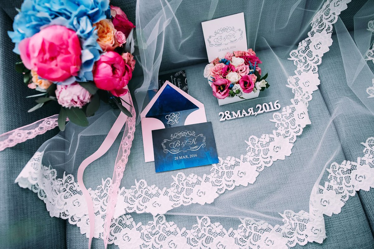 Пригласительные на свадьбу ЦветникWEDDING