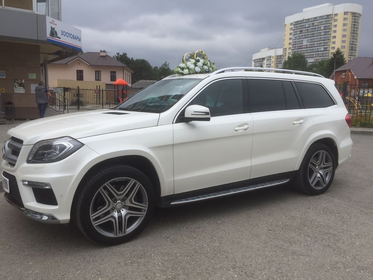 Mercedes GL500 — кадр 2 из 5