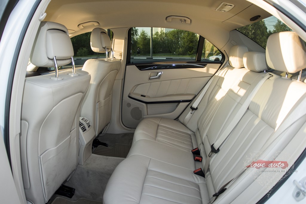 Mercedes-Benz E212 New — кадр 5 из 6
