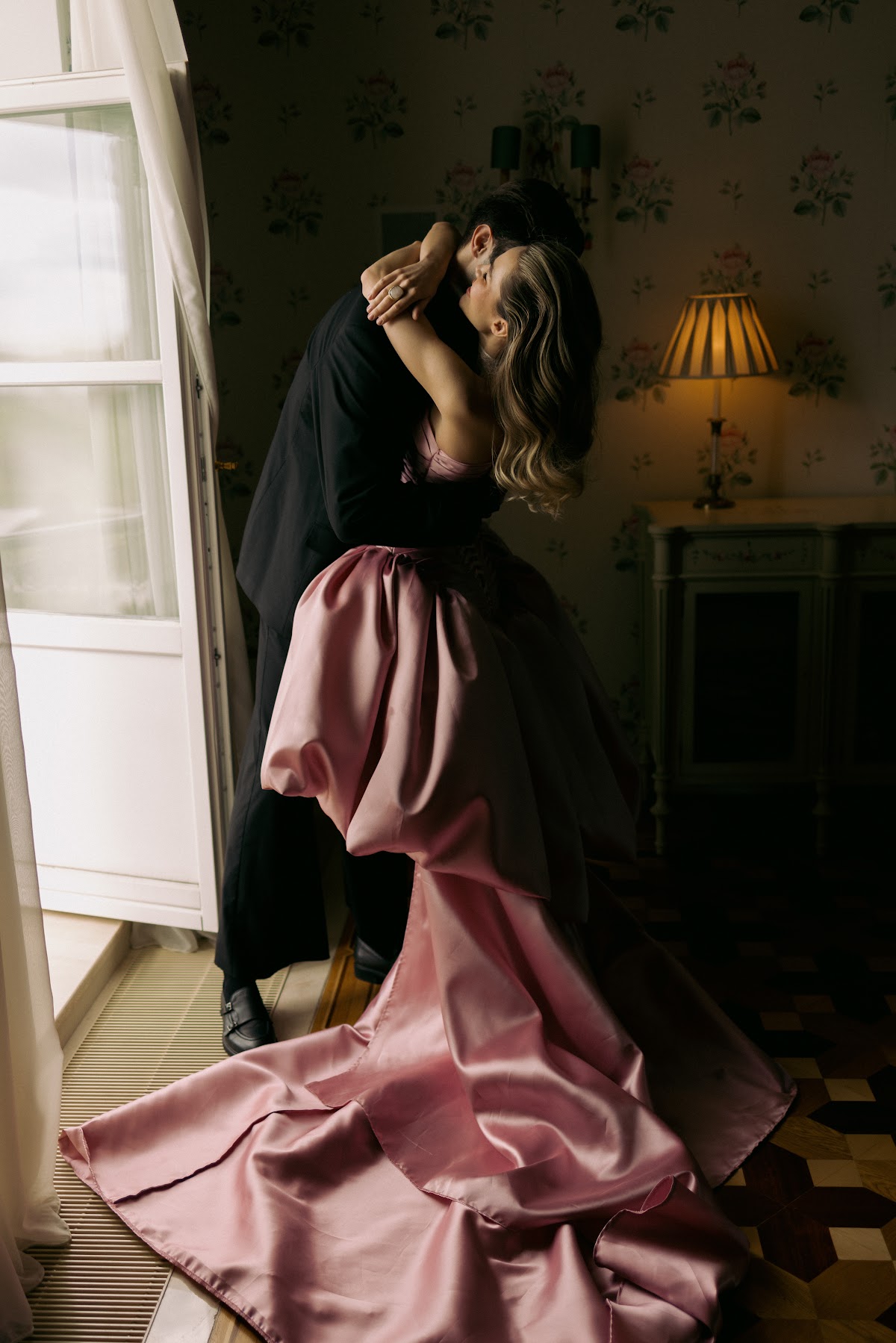 PINK WEDDING