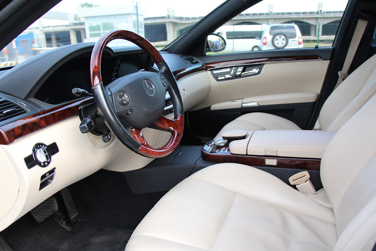 Mercedes-Benz S-Класс W221