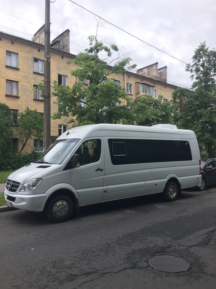 Mercedes Sprinter 19 мест