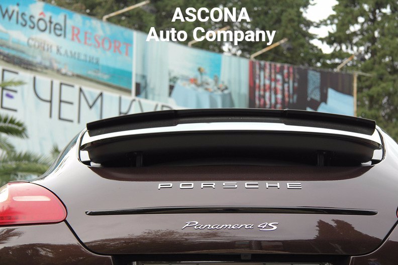 Porcshe panamera