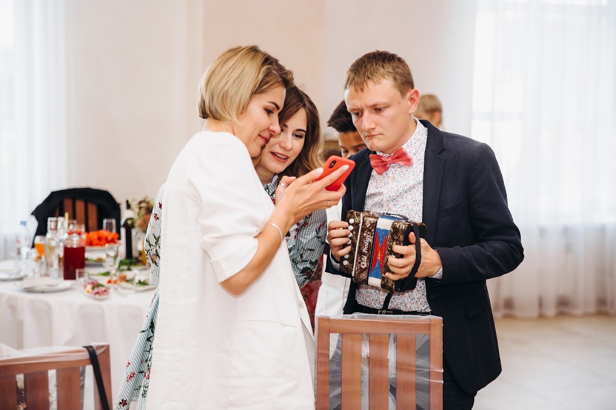 М + Ю