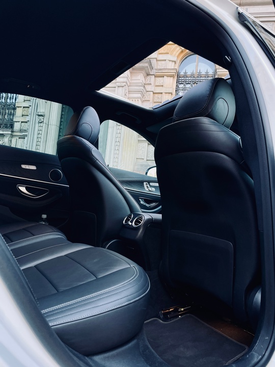 Mercedes 213 rest 2022