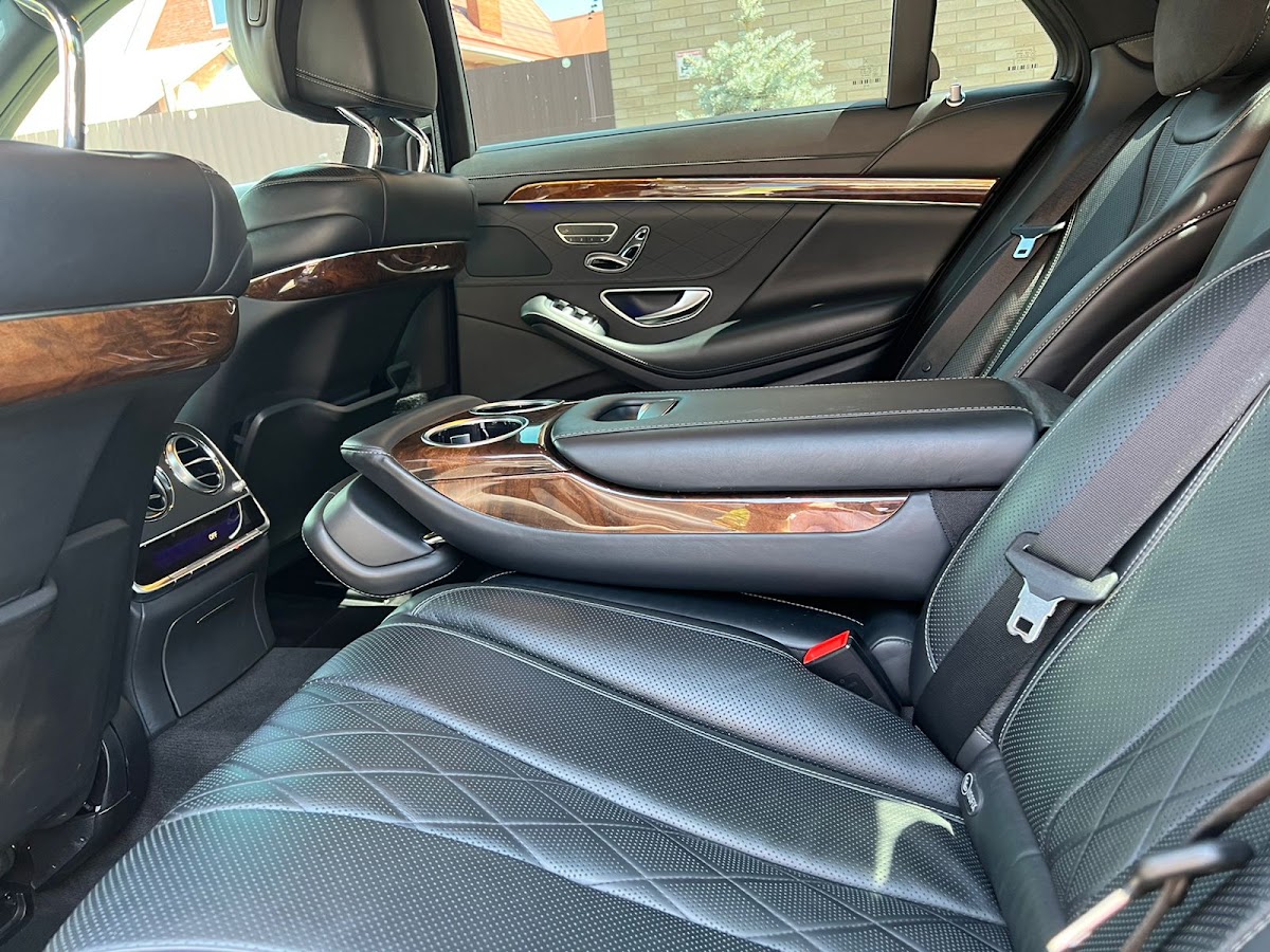 Mercedes-Benz S class 222