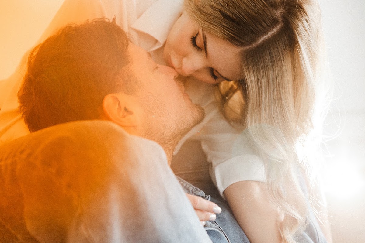 Love story - нежные прикосновения