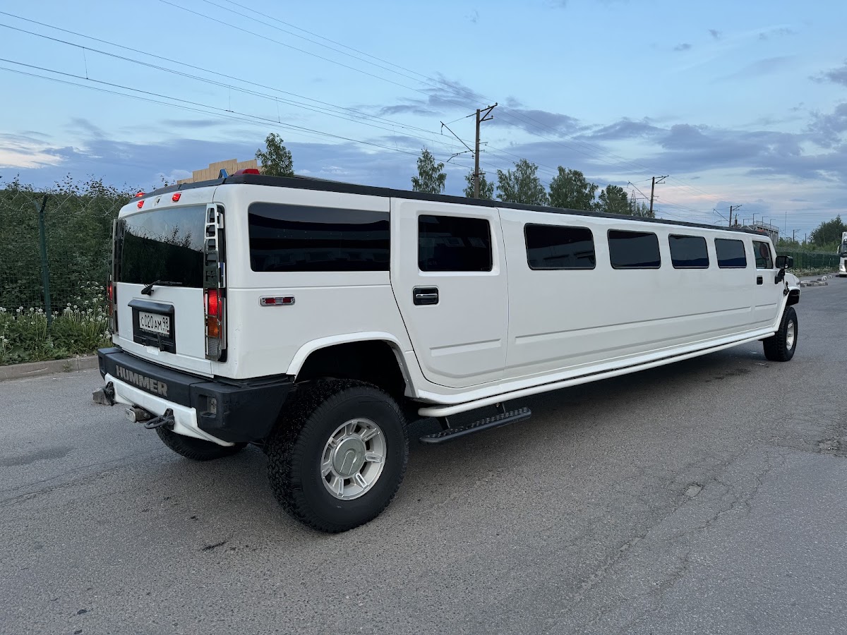 Hummer H2 — кадр 2 из 7