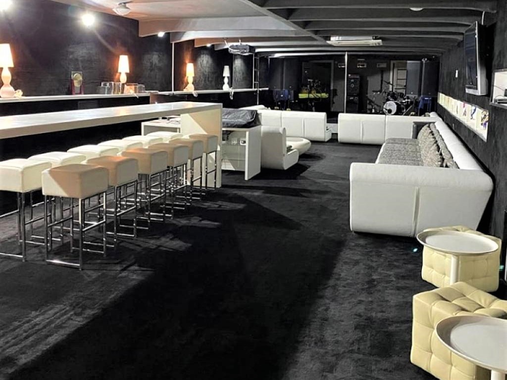 ДЕБАРКАДЕР RIVER CLUB VOLGA